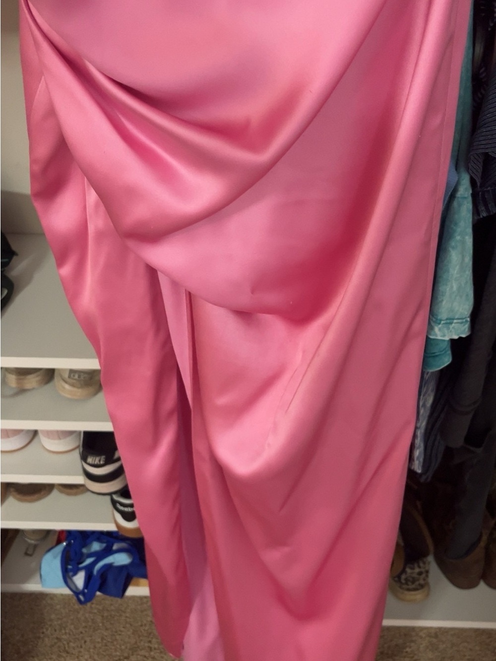 Prom dresses - Picture 3 of 9